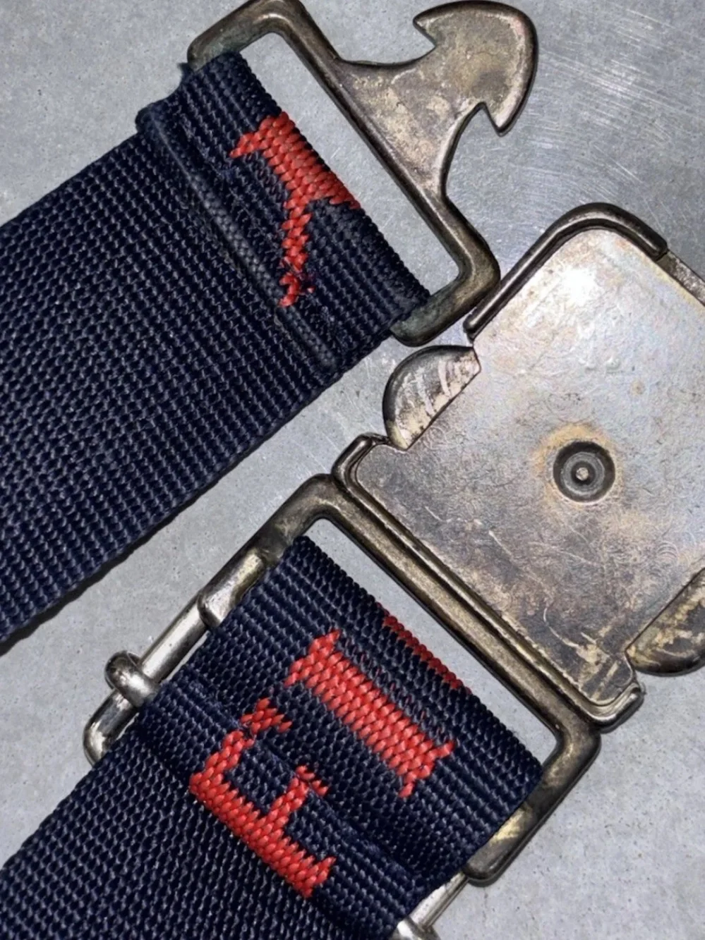 Tommy Hilfiger VTG 90’s Belt Metal Clasp Buckle Blue Red Adjustable Spell Out